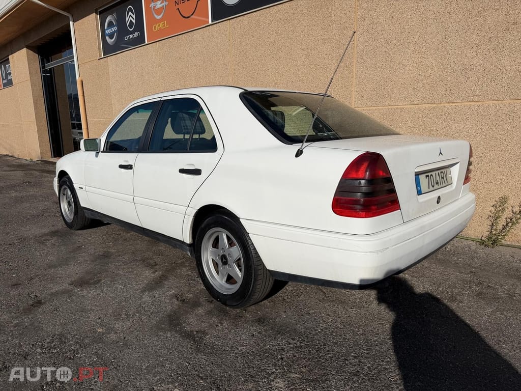 Mercedes-Benz C 200 D Elegance