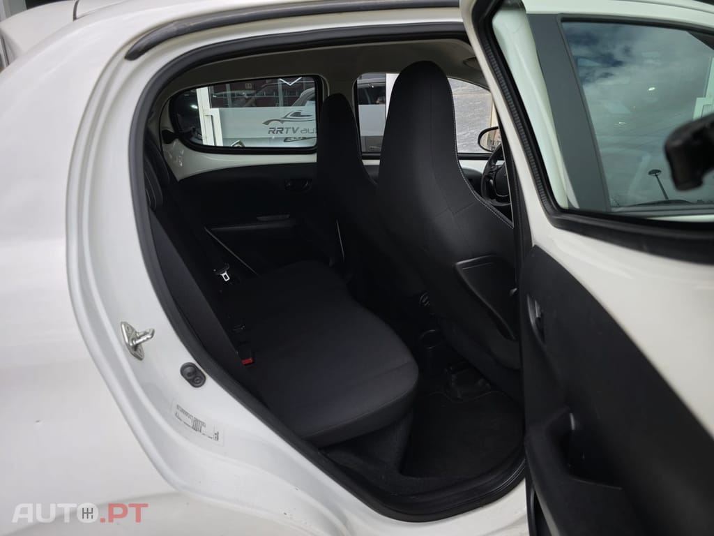 Peugeot 108 1.0 VTI Active