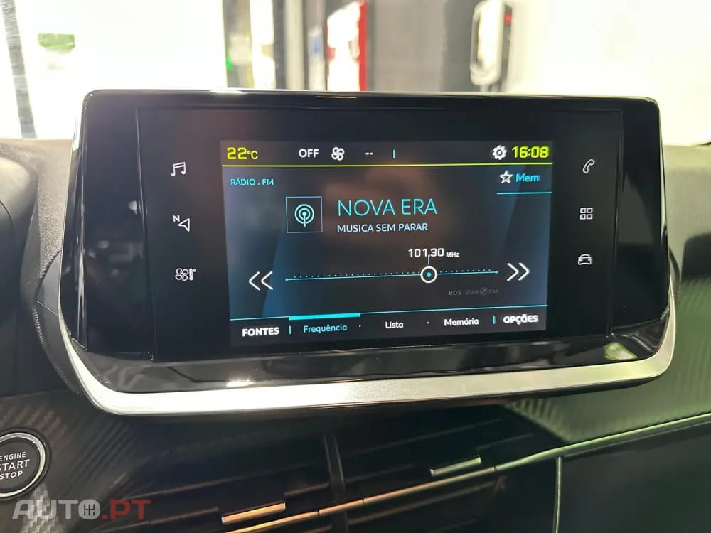 Peugeot E-208 50 kWh Style