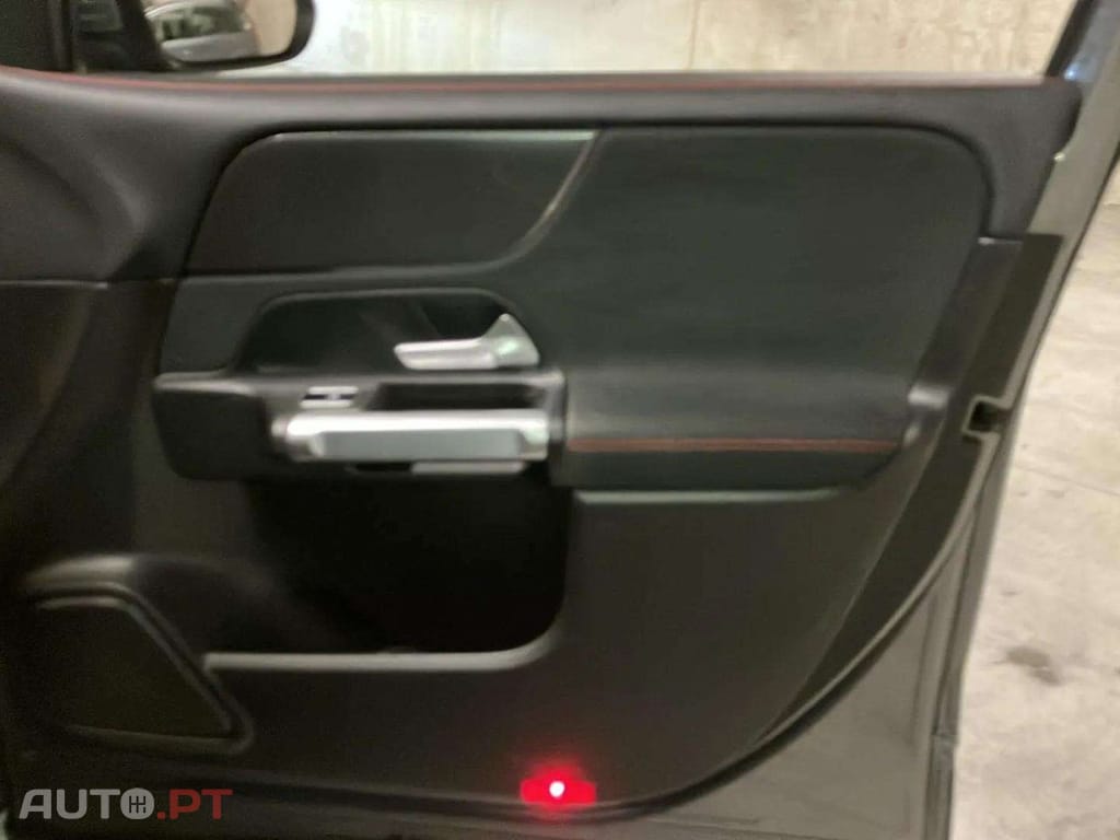 Mercedes-Benz GLB 200 d AMG Line