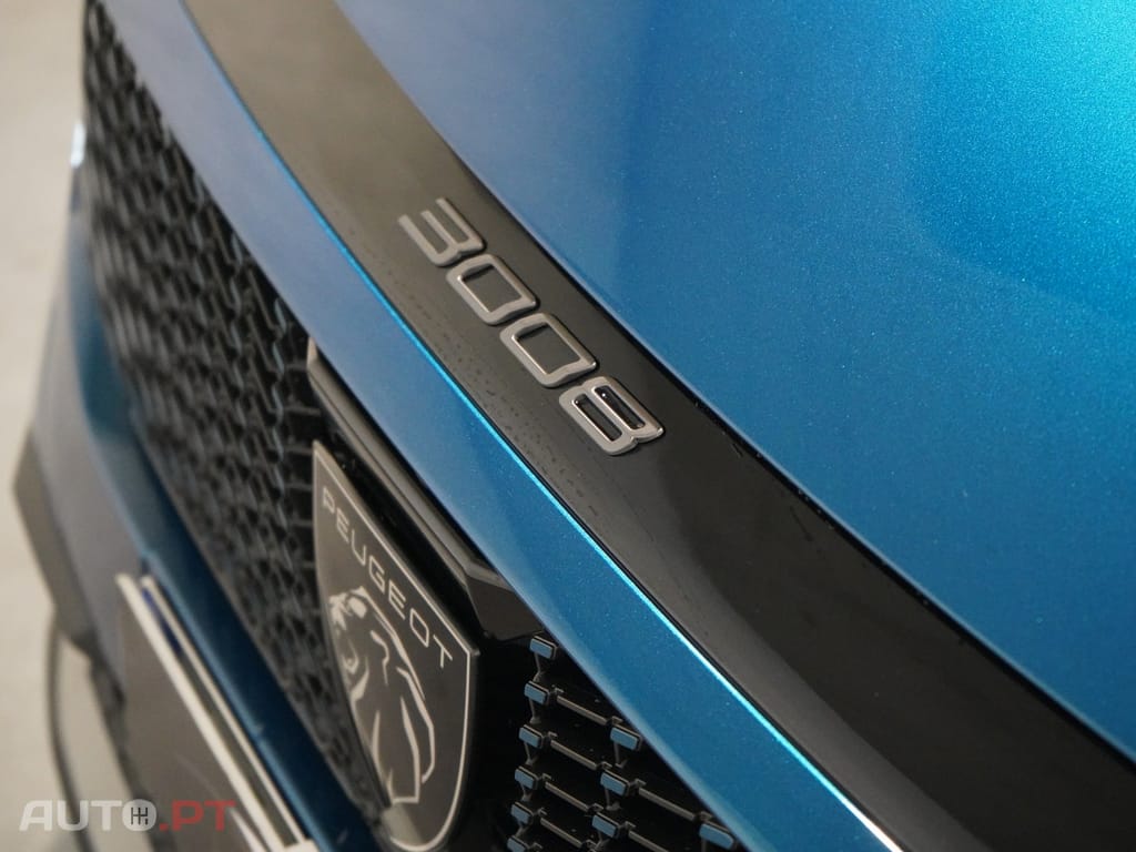 Peugeot 3008 1.2 Hybrid Allure e-DCS6