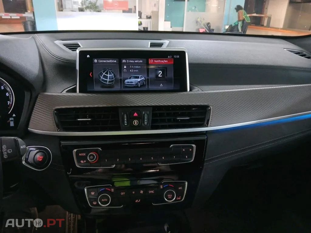 BMW X2 25 e xDrive X Pack M