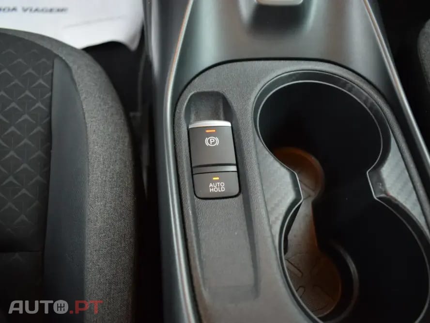 Nissan Juke 1.0 DIG-T N-Connecta NAV. DCT