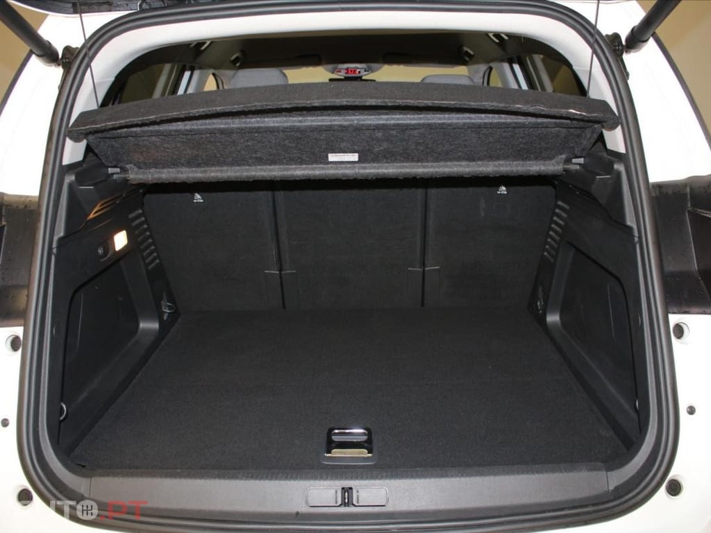 Citroen C5 Aircross 1.6 Hybrid Shine e-EAT8