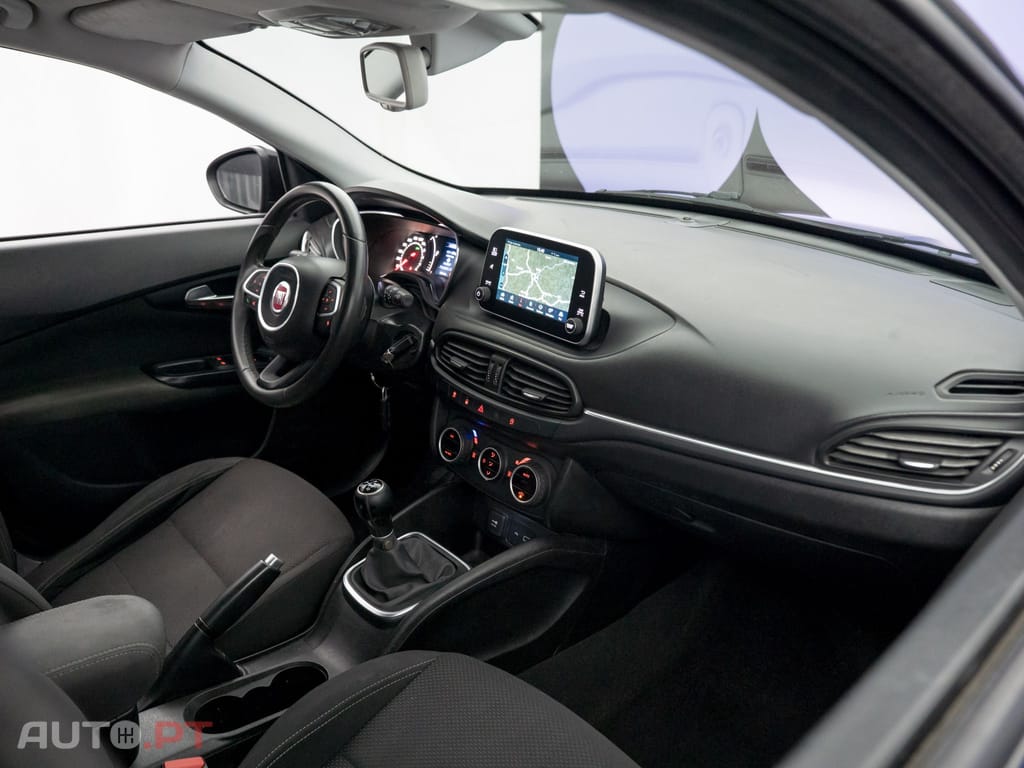Fiat Tipo 1.3 M-Jet Lounge