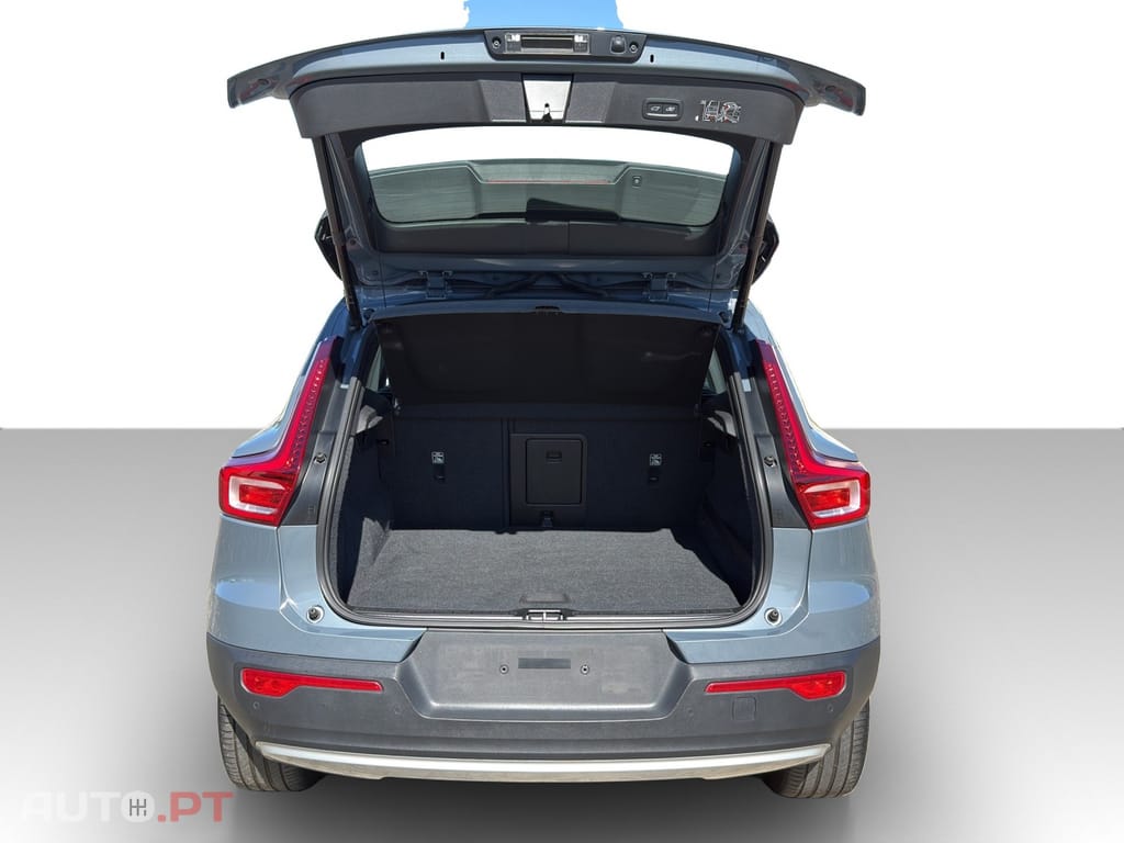 Volvo XC40 1.5 T5 PHEV Momentum Plus