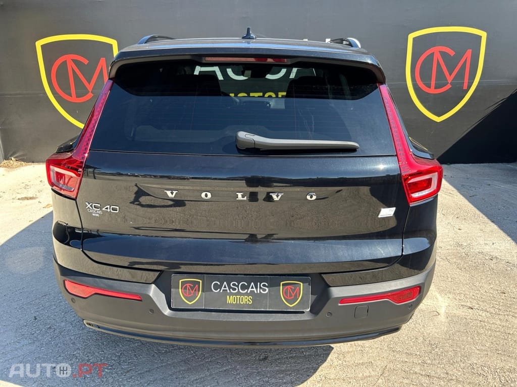 Volvo XC40 1.5 T4 PHEV Plus Dark