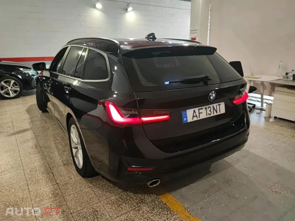 BMW 330 e Touring Corporate Edition Auto