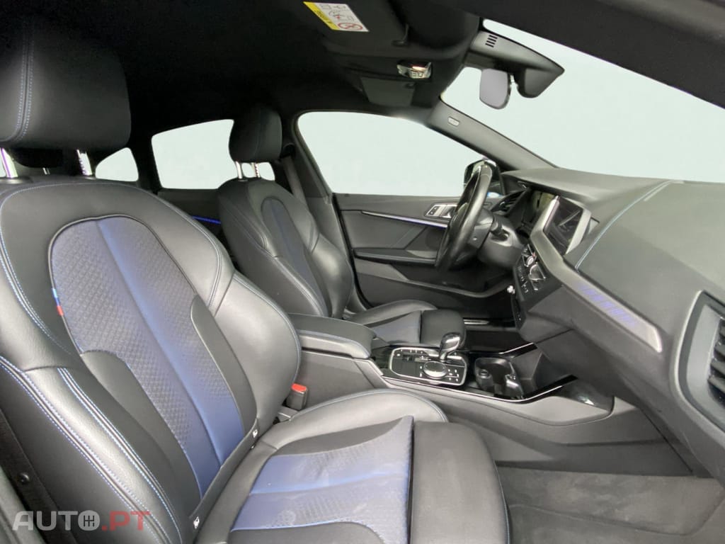 BMW 216 d Pack Desportivo M