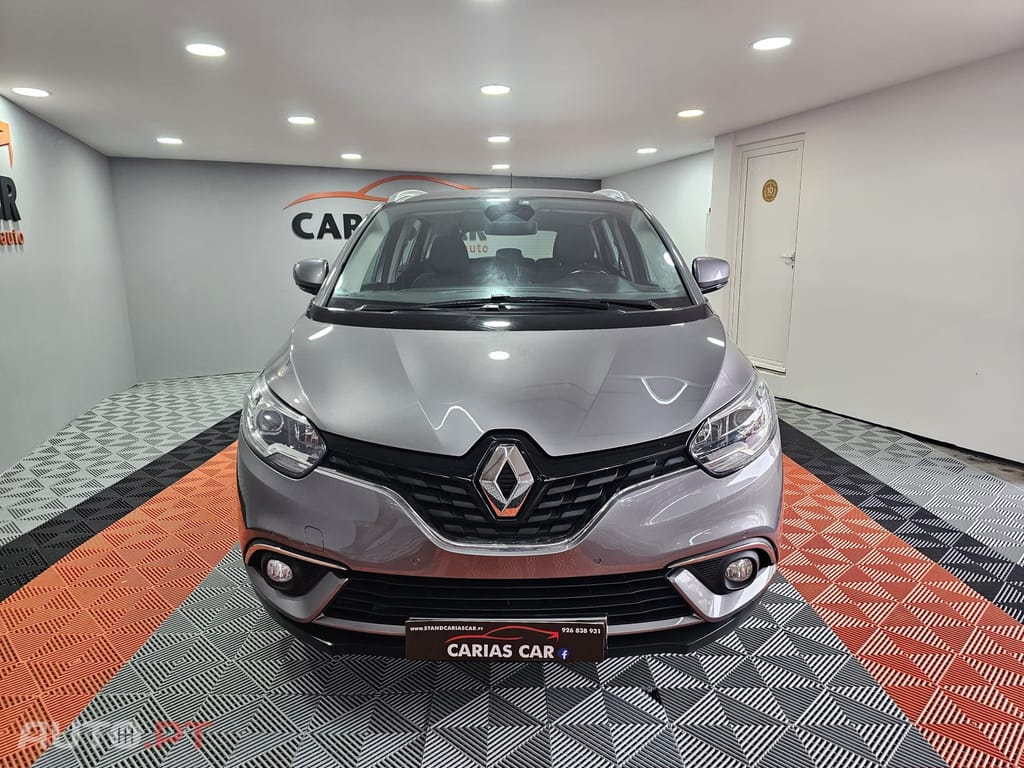 Renault Grand Scénic Outro