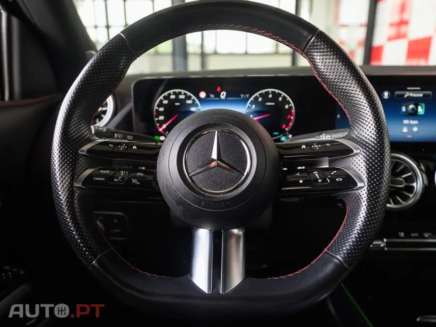 Mercedes-Benz GLA 200 MHEV Style