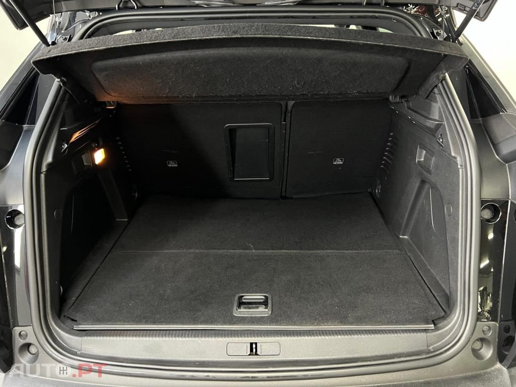 Peugeot 3008 HYBRID 225cv e-EAT8 GT Line