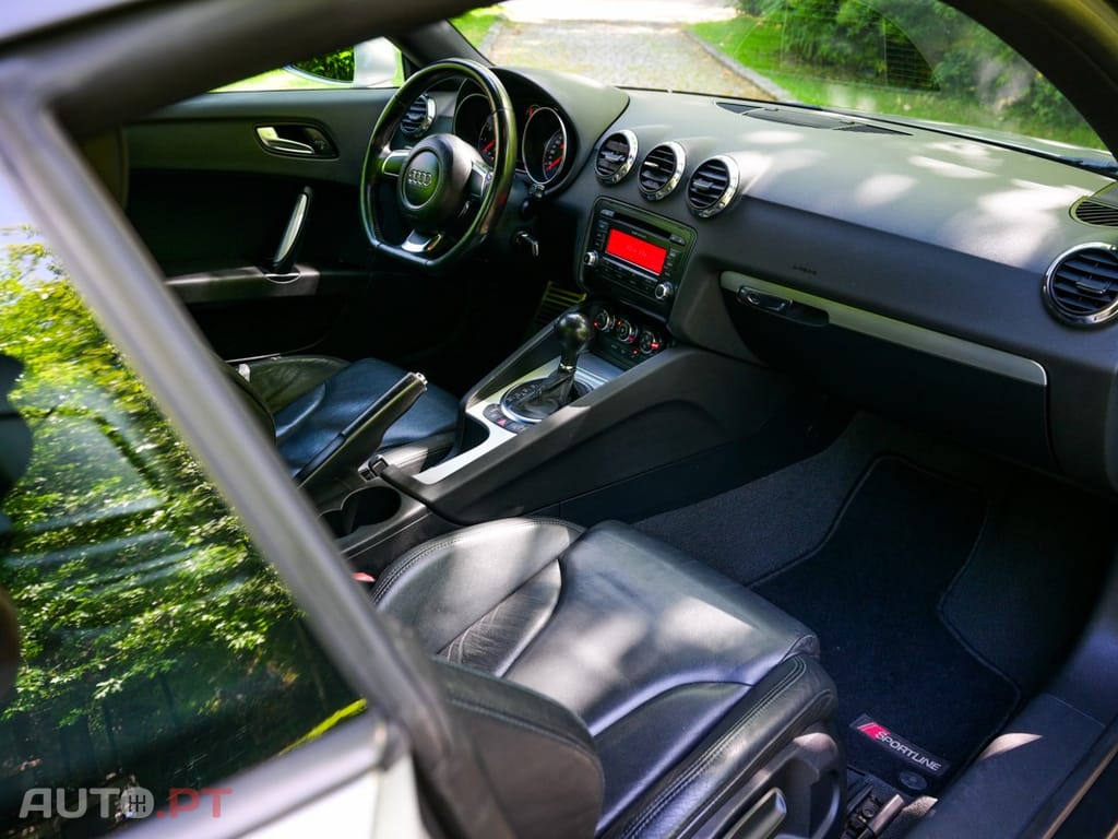 Audi TT 2.0 TFSi S-line S tronic