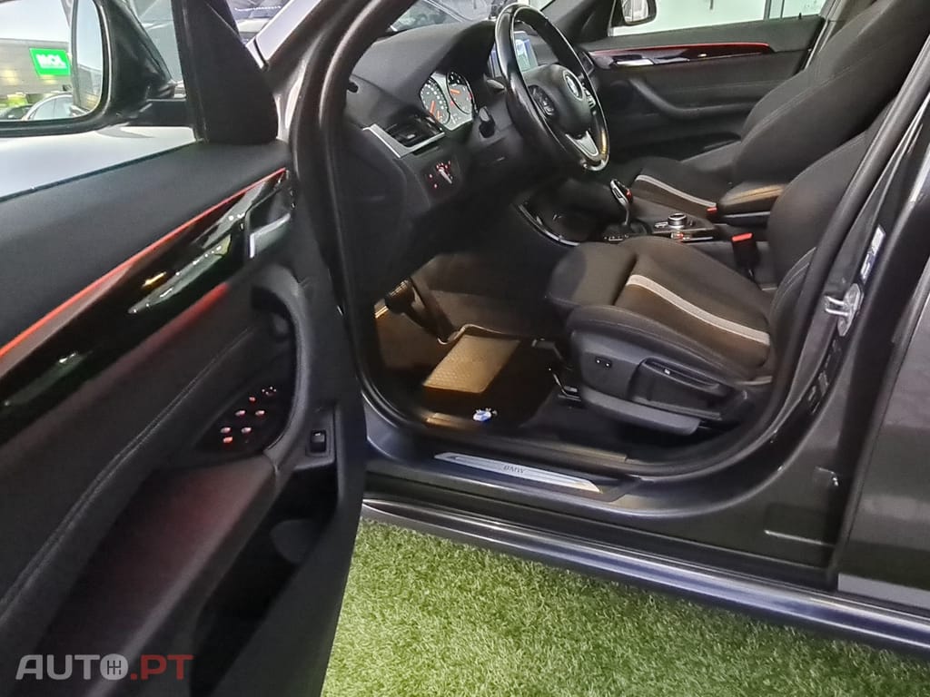 BMW X1 18 d sDrive Auto Line Sport