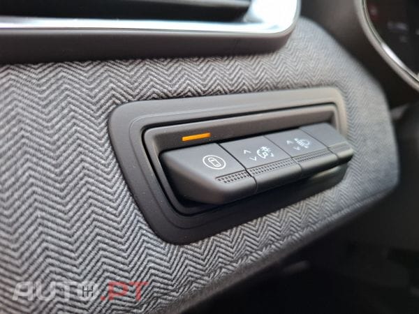 Renault Clio TCe 100 Bi-Fuel Techno