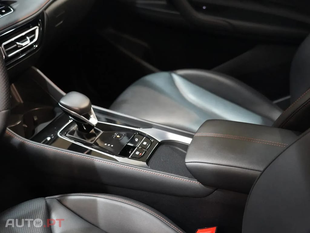 MG HS 1.5 T-GDI Plug In Hybrid Luxury