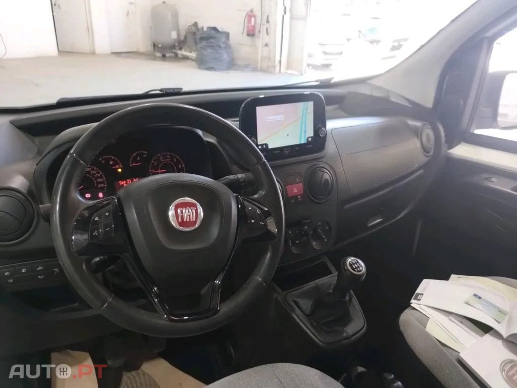 Fiat Fiorino 1.3 M-jet Adventure com 1GD
