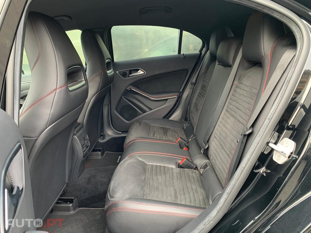 Mercedes-Benz A 45 AMG 4-Matic