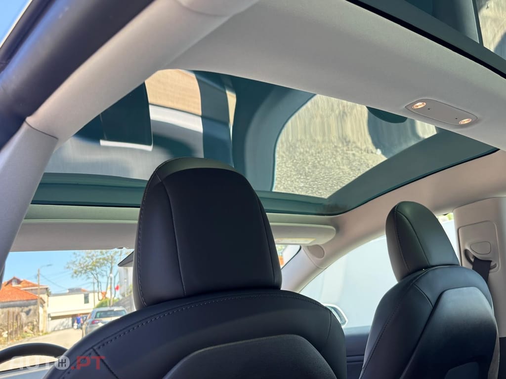 Tesla Model 3 Long-Range Dual Motor AWD