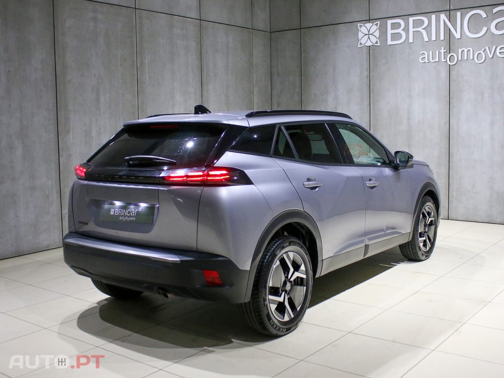 Peugeot 2008 1.2 PureTech Allure
