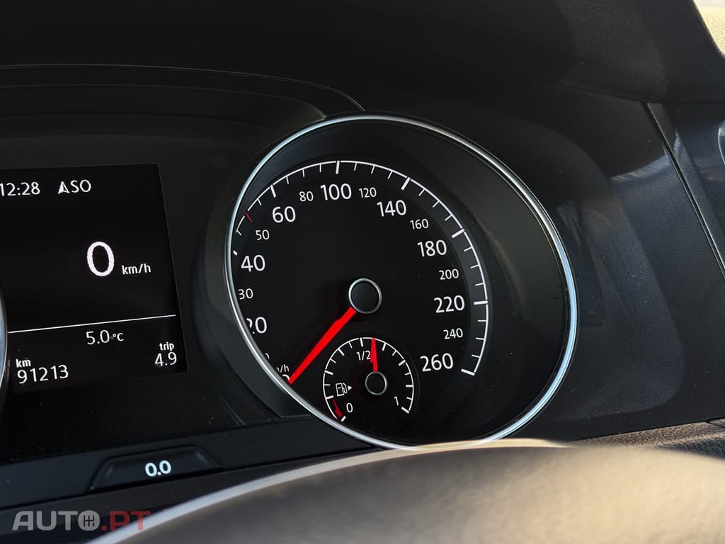 Volkswagen Golf 1.0 TSI Confortline