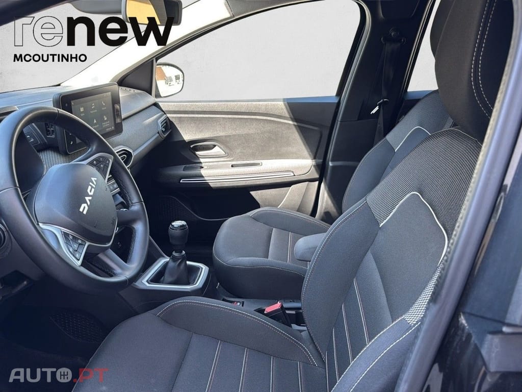Dacia Jogger JOGGER Essential ECO-G 100 (GPL) 7 lugares