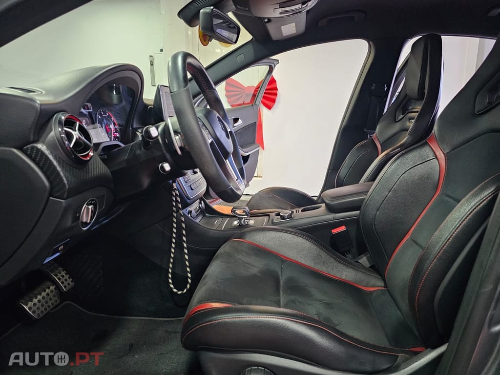 Mercedes-Benz A 45 AMG 4-Matic