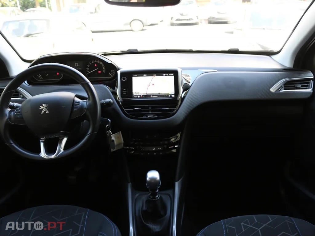 Peugeot 2008 1.2 PureTech Style