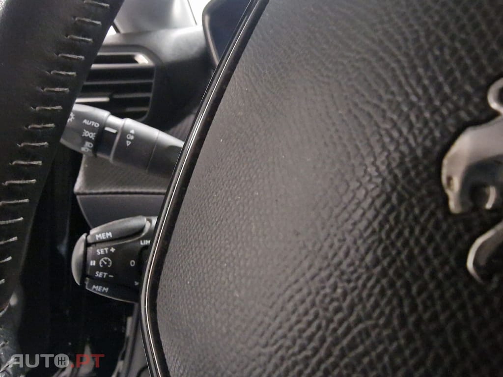 Peugeot 208 1.5 BLUEHDI 100CV ACTIVE