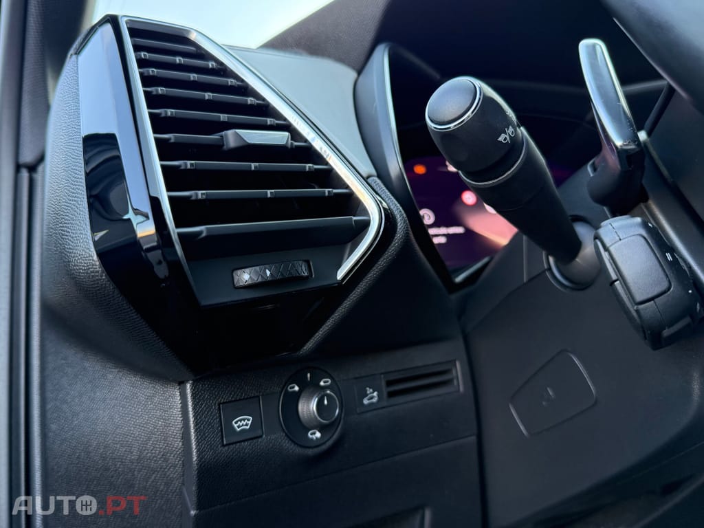 DS DS7 7 1.5 BlueHDi Esprit De Voyage EAT8