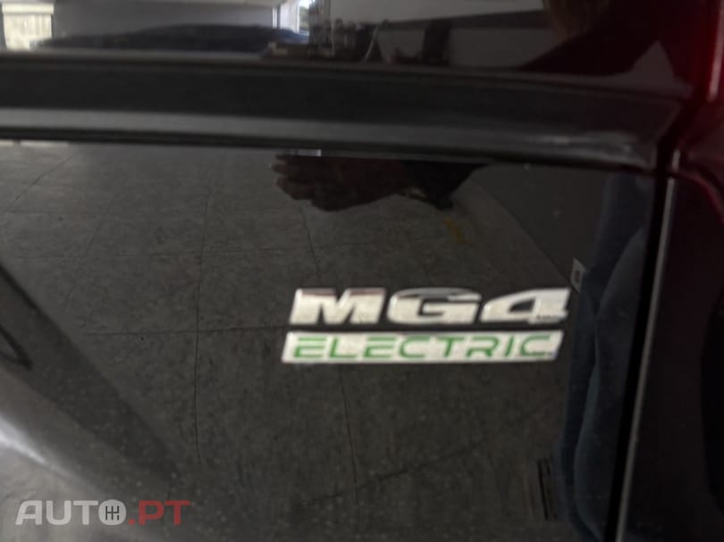 MG MG4 51 kWh Standard