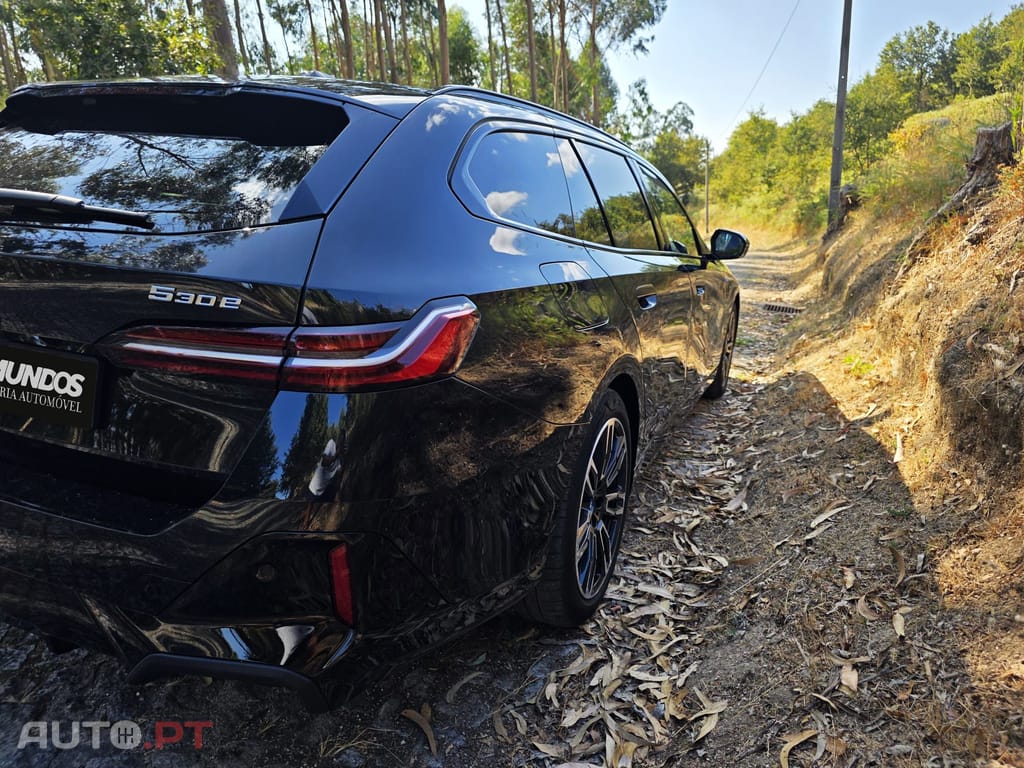 BMW 530 e Pack Desportivo M