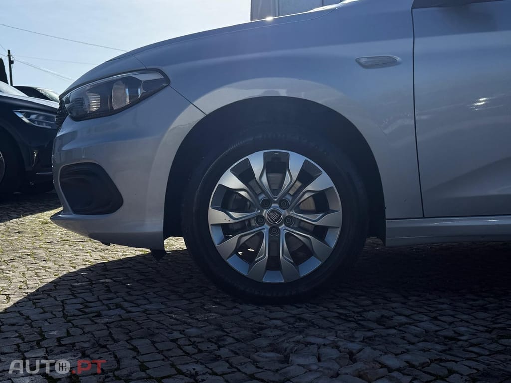 Fiat Tipo 1.3 M-Jet Easy