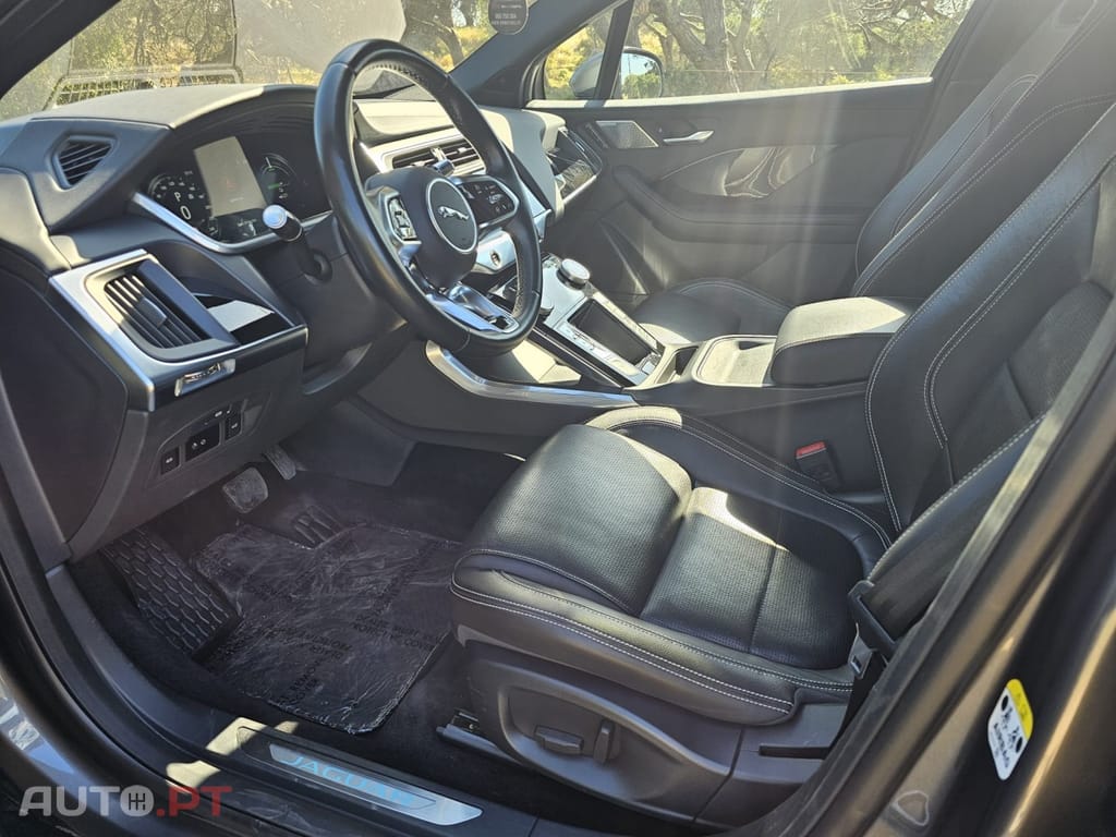 Jaguar I-Pace EV400 AWD SE
