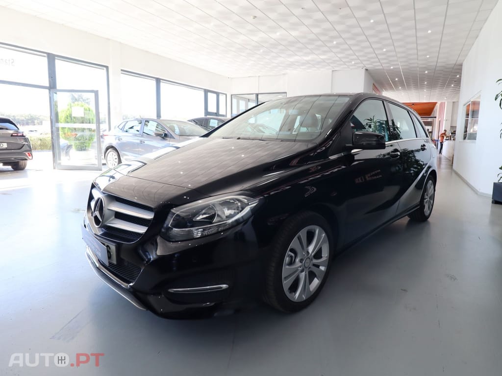 Mercedes-Benz B 180 CDi Urban — fotografia 3
