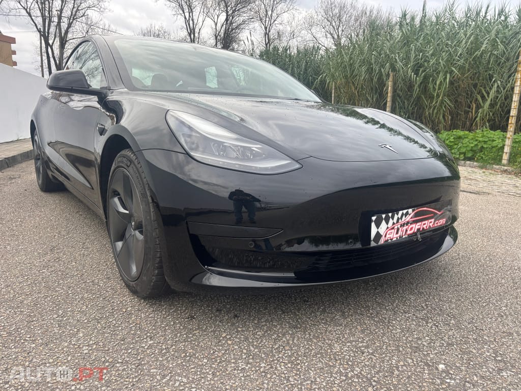 Tesla Model 3 Standard Range Plus RWD