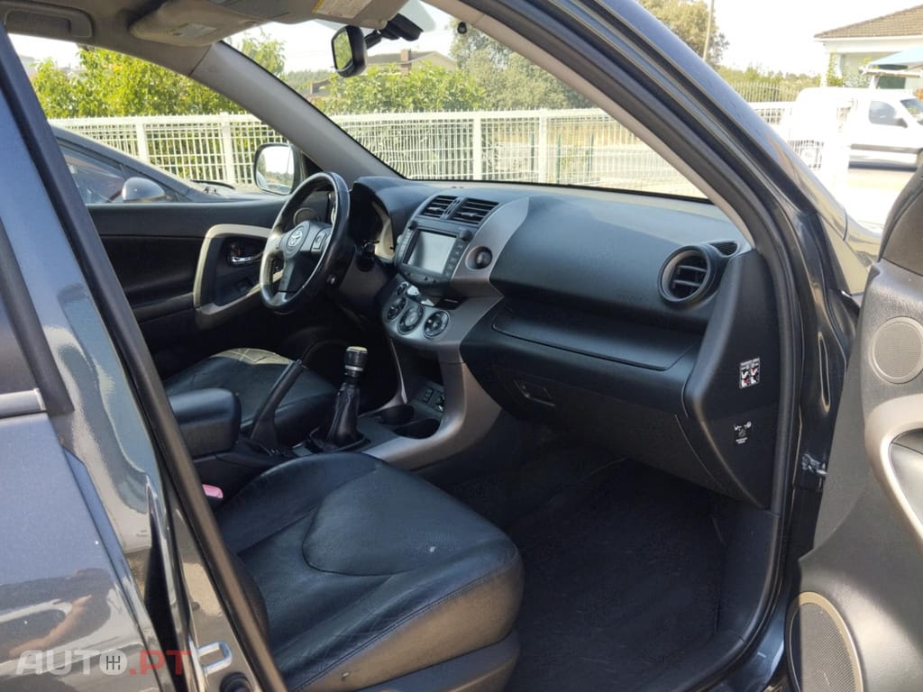 Toyota RAV4 2.2 d4d