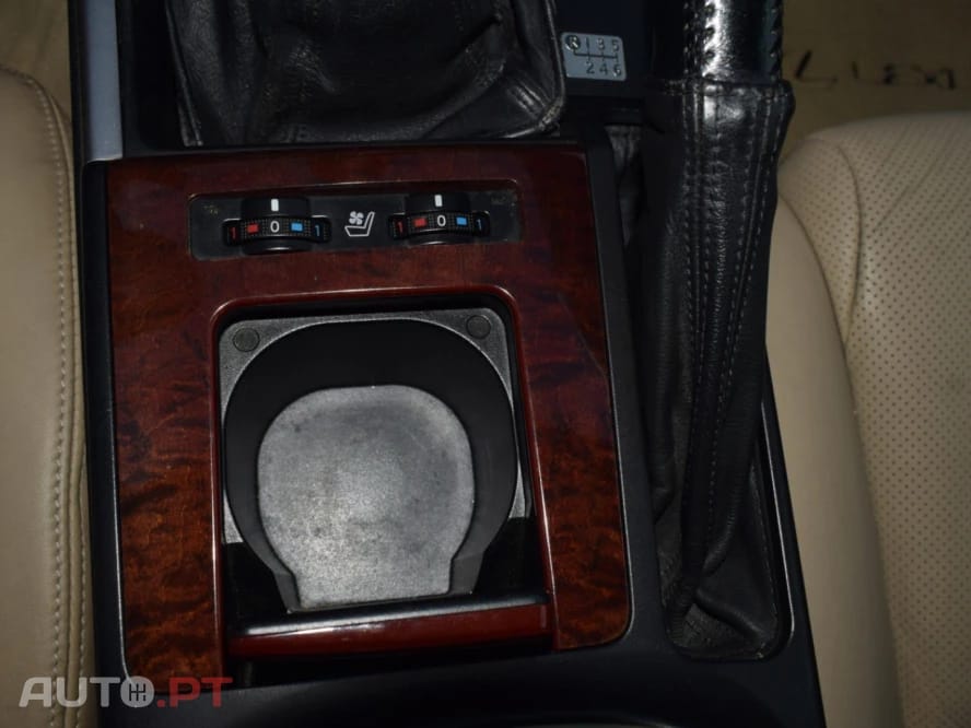 Lexus IS 220