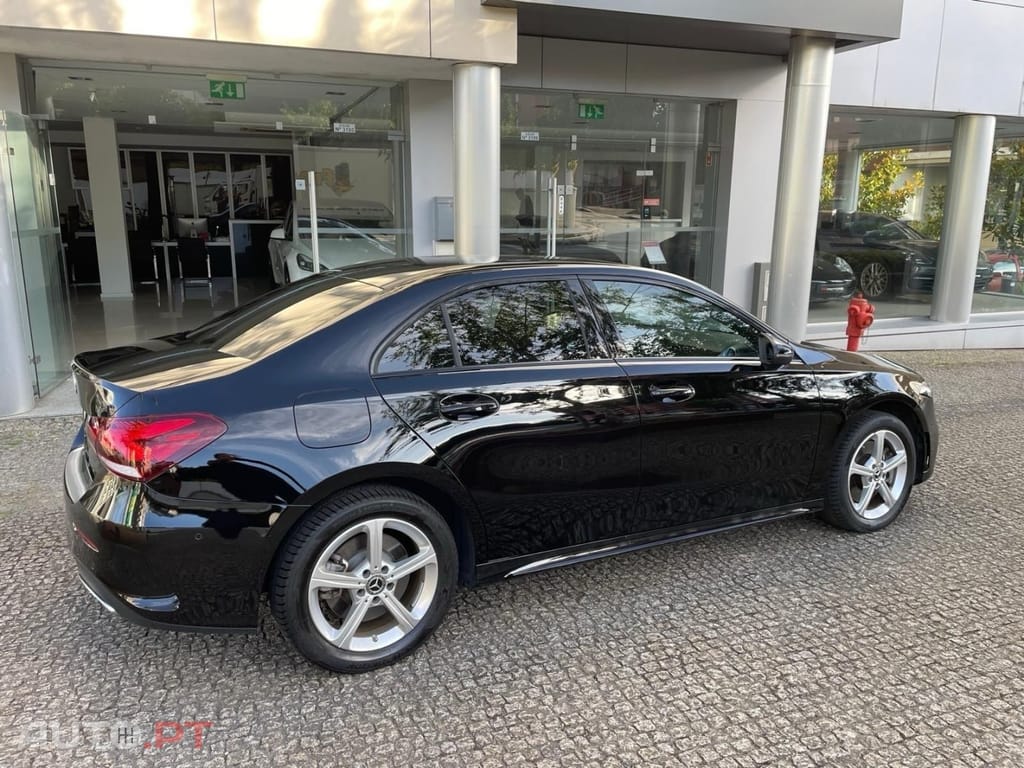 Mercedes-Benz A 250 e AMG Line