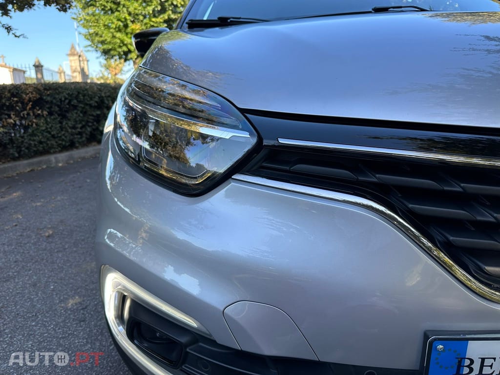 Renault Captur 1.2 TCe Initiale Paris