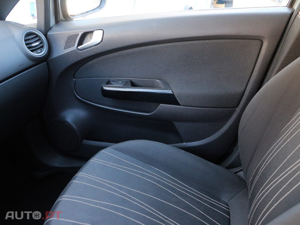 Opel Corsa 1.3 CDTi Enjoy EcoFLEX