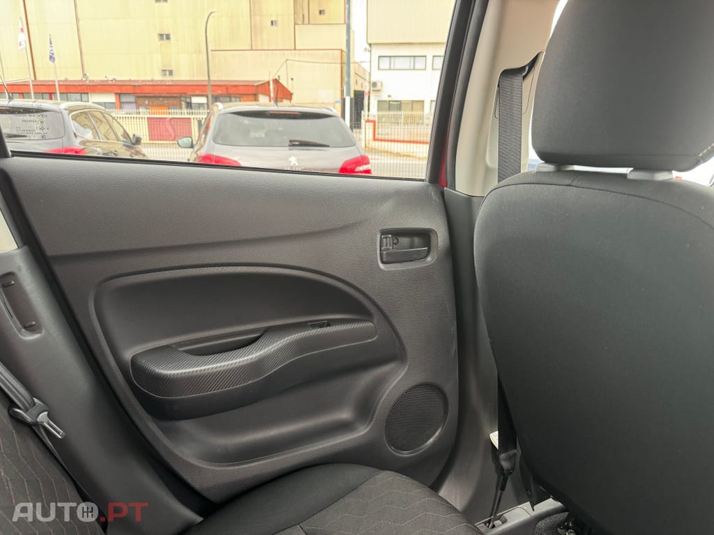 Mitsubishi Space Star 1.2 Intense