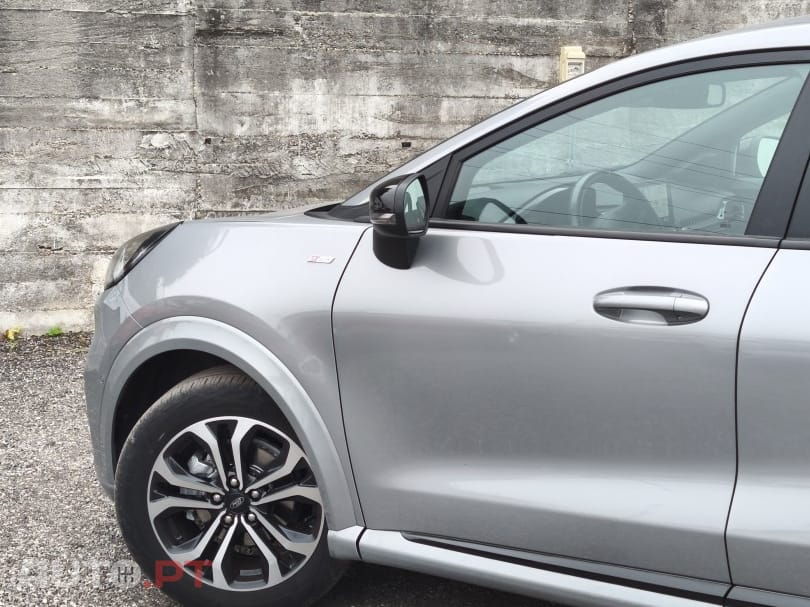Ford Puma 1.0 EcoBoost Hybrid ST-LINE