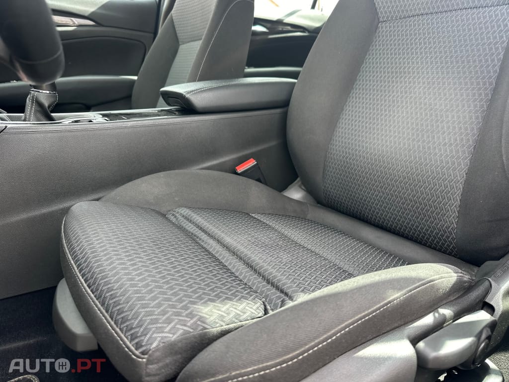 Opel Insignia 1.5 D Business Edition