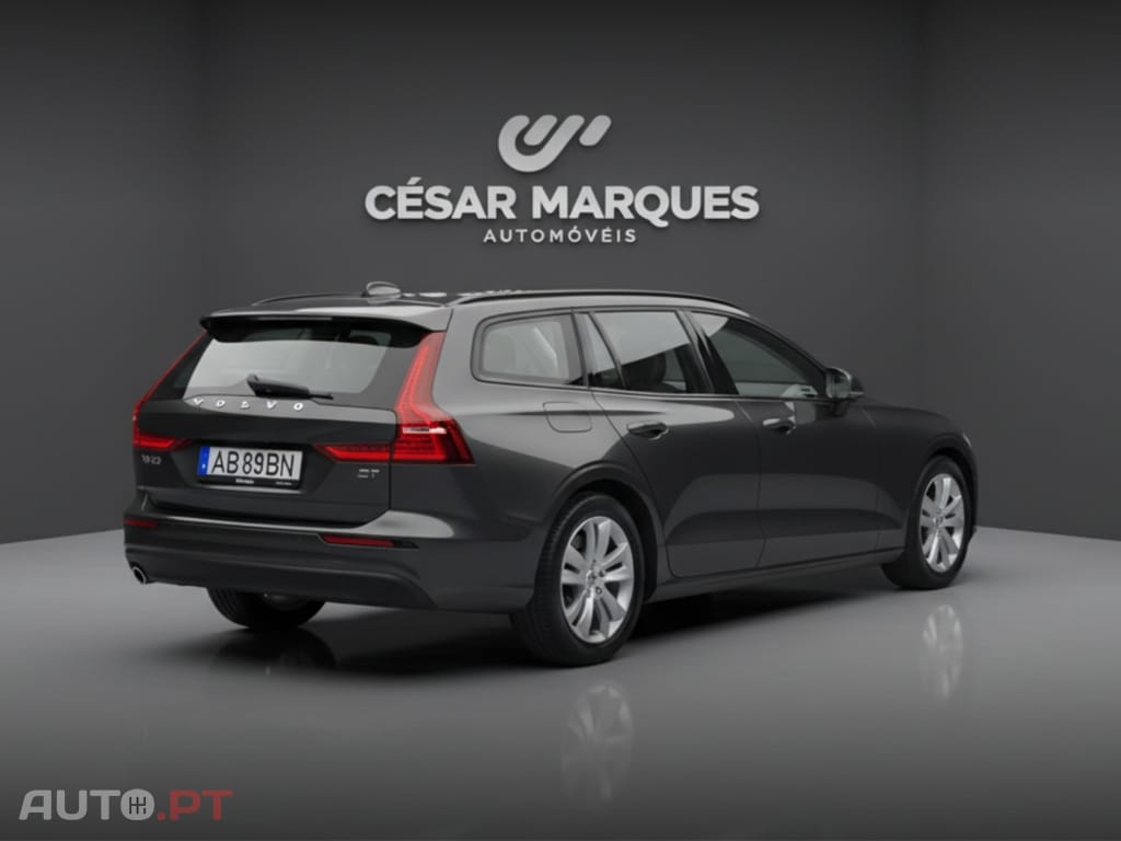Volvo V60 2.0 D3 Momentum Plus
