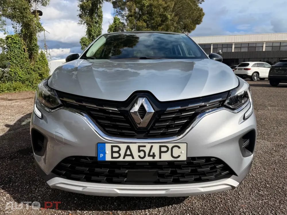 Renault Captur 1.5 dCi Exclusive EDC — fotografia 8