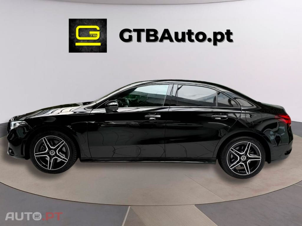 Mercedes-Benz A 250 I.V.A DEDUTIVEL e AMG