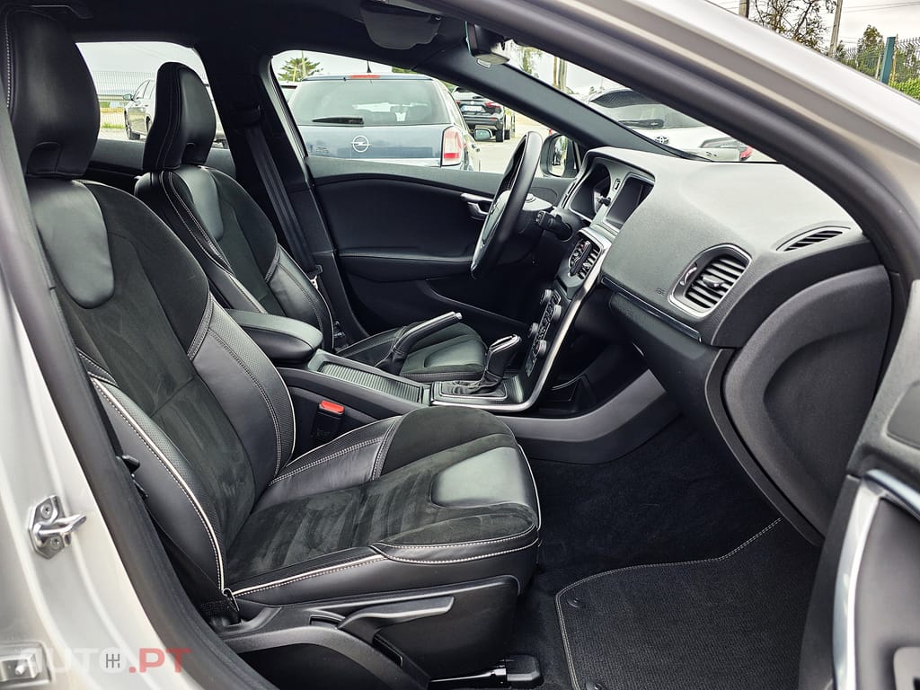 Volvo V40 1.5 T3 Sport Edition R Geartronic