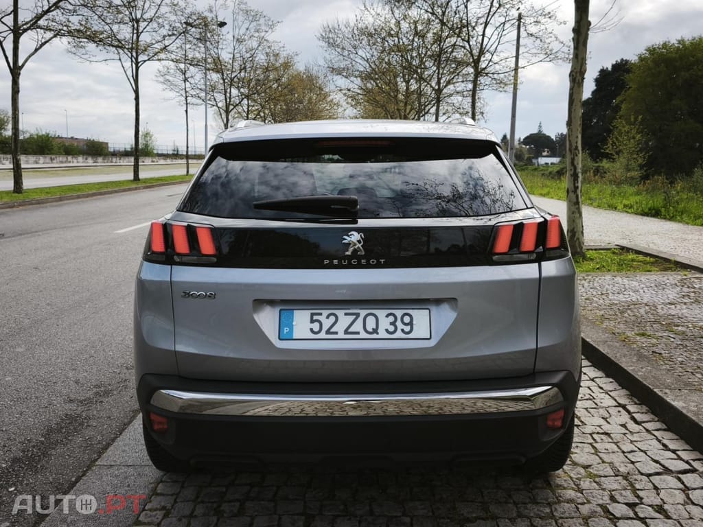 Peugeot 3008 1.5 BlueHDi Active Pack