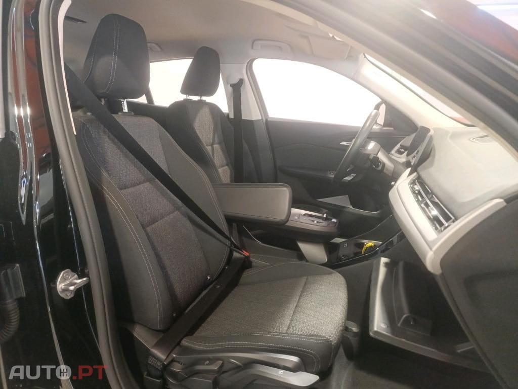 BMW iX2 xDrive30